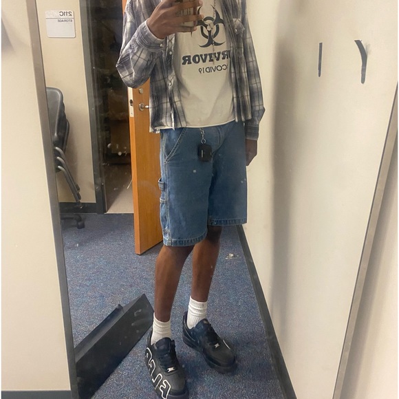 Meet your Posher, Dominion - Picture 1 of 1